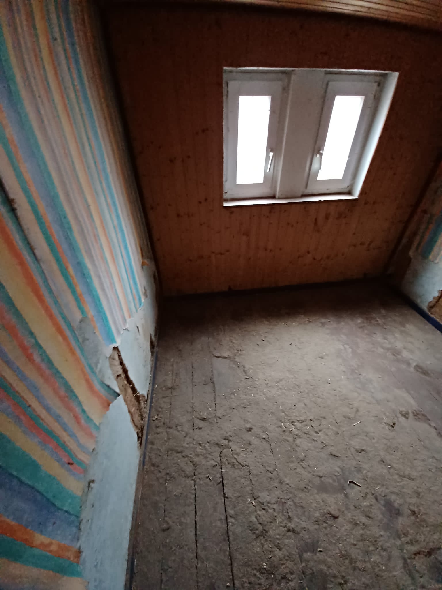 Haushaltsauflösung Haus mit Dachboden in Idstein Haushaltsauflösung Haus mit Dachboden in Idstein