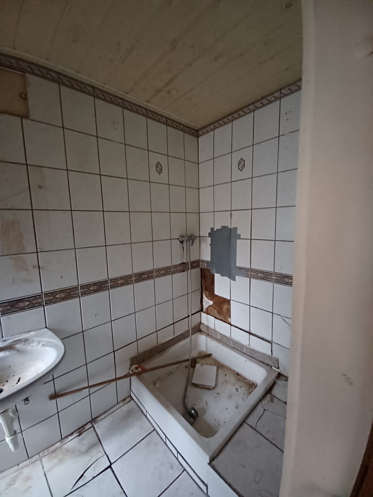 Haushaltsauflösung Haus mit Dachboden in Idstein Haushaltsauflösung Haus mit Dachboden in Idstein