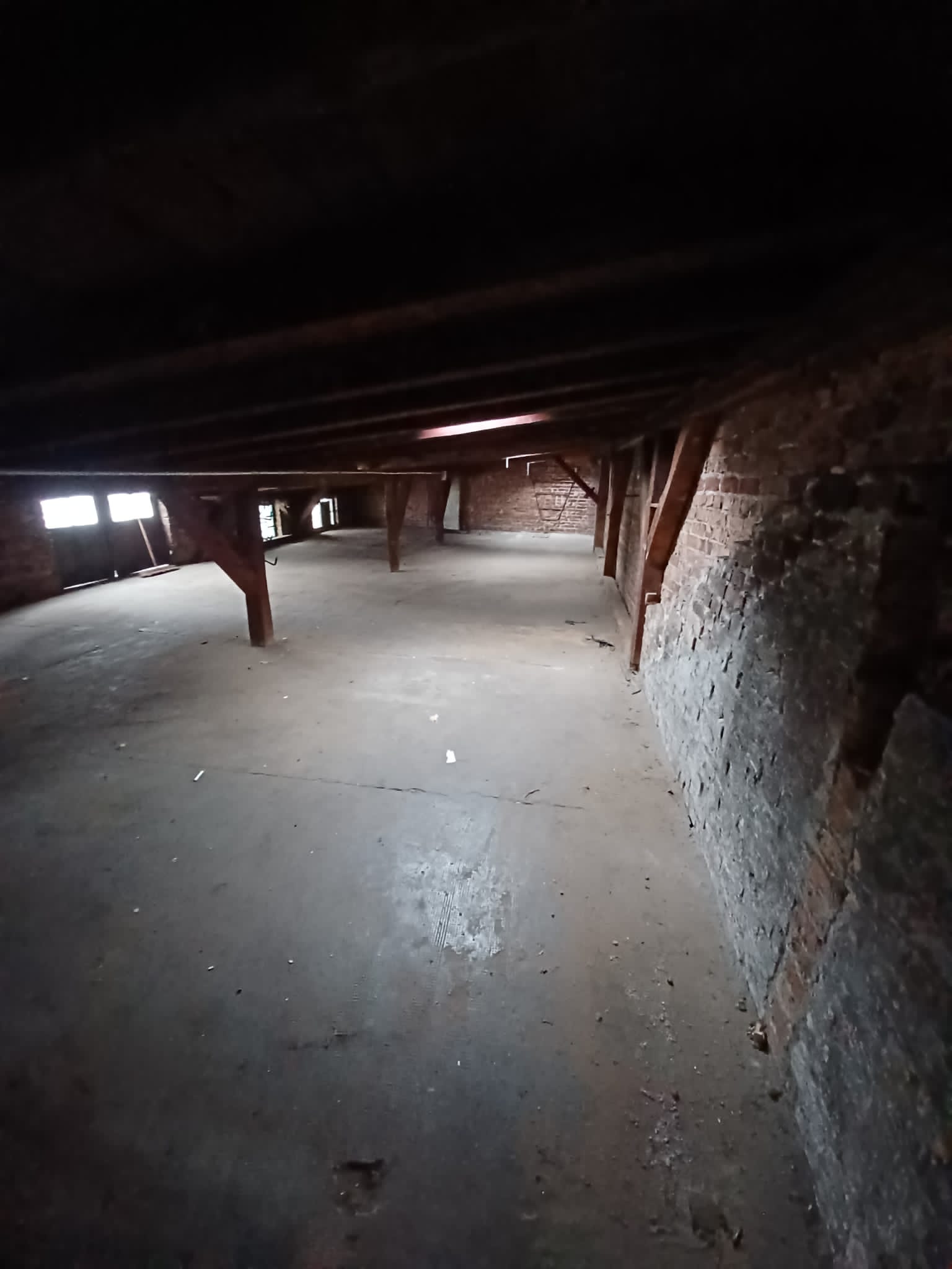 Haushaltsauflösung Haus mit Dachboden in Idstein Haushaltsauflösung Haus mit Dachboden in Idstein